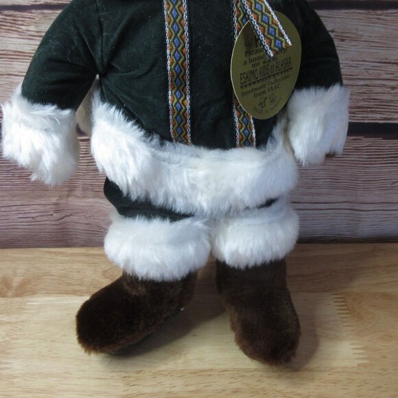 Eskimo Kids of Alaska 15 Inch Doll Vintage 1980s Made in Taiwan - Picture 5 of 6